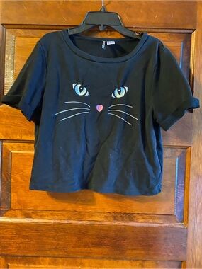 Divided Black Crop Top with Cat Face Graphic
